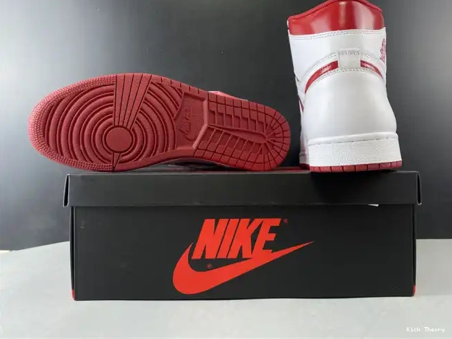 Kicktheory (2017) Metallic Air 1 Jordan Retro Red 555088-103 0523
